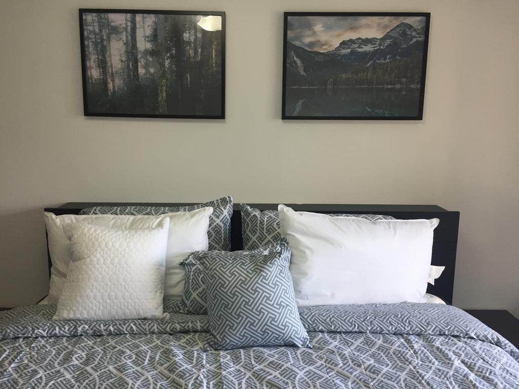 Twelve Oaks By Marquee Vancouver Esterno foto